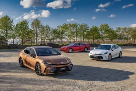 New Toyota Camry sedan arrives with 5th generation hybrid powertrain